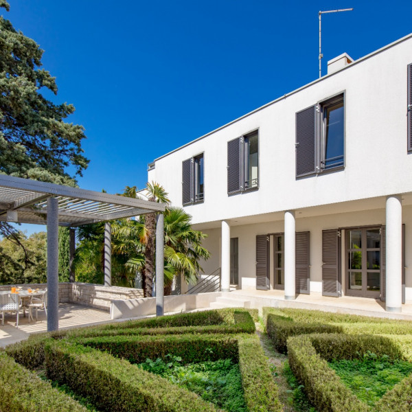 RM GRAND VILLA, RM holiday home - Službena web stranica Rovinj